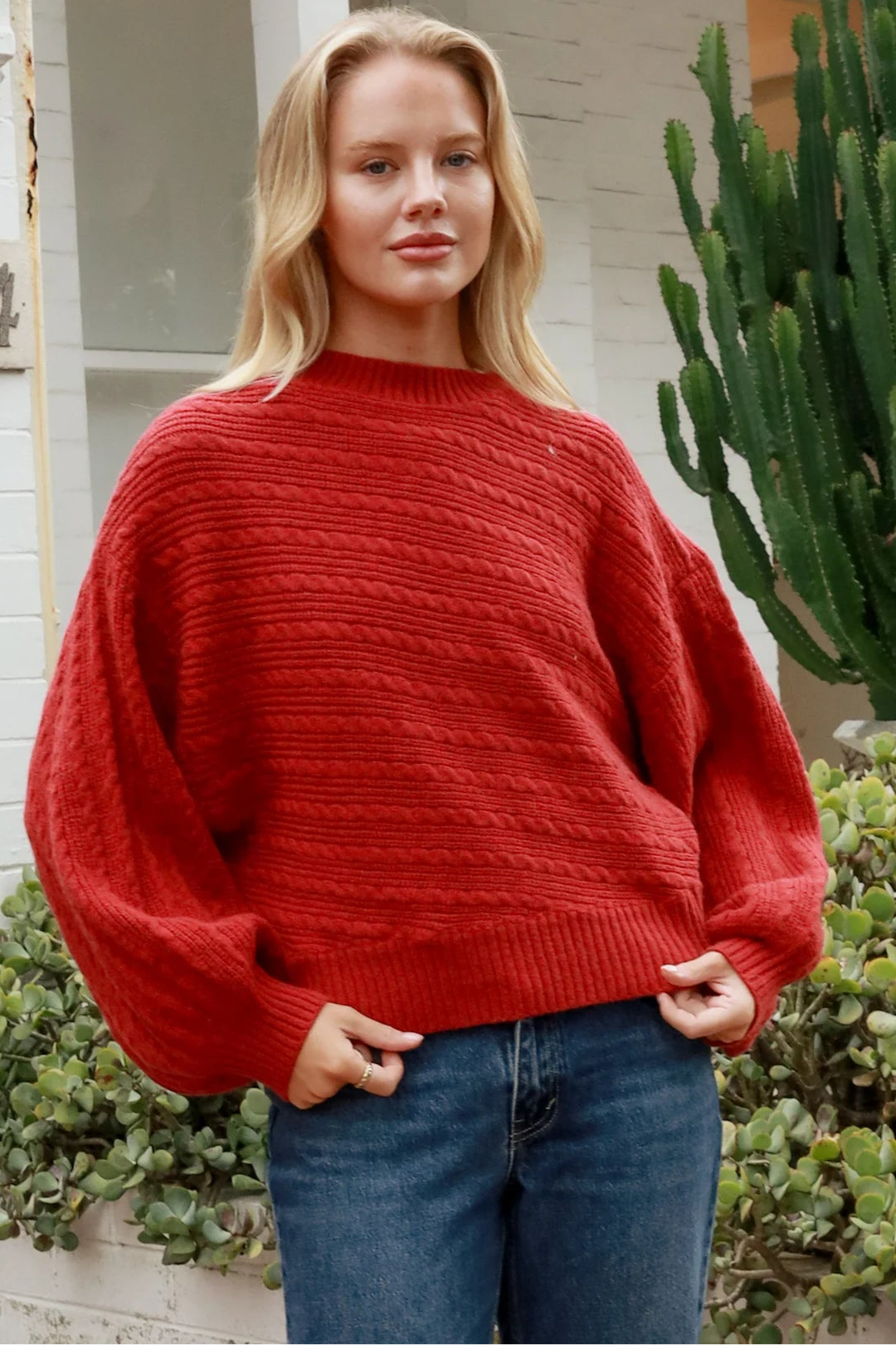  AVAMIA | LOTTIE KNIT | Bohemian Love Runway