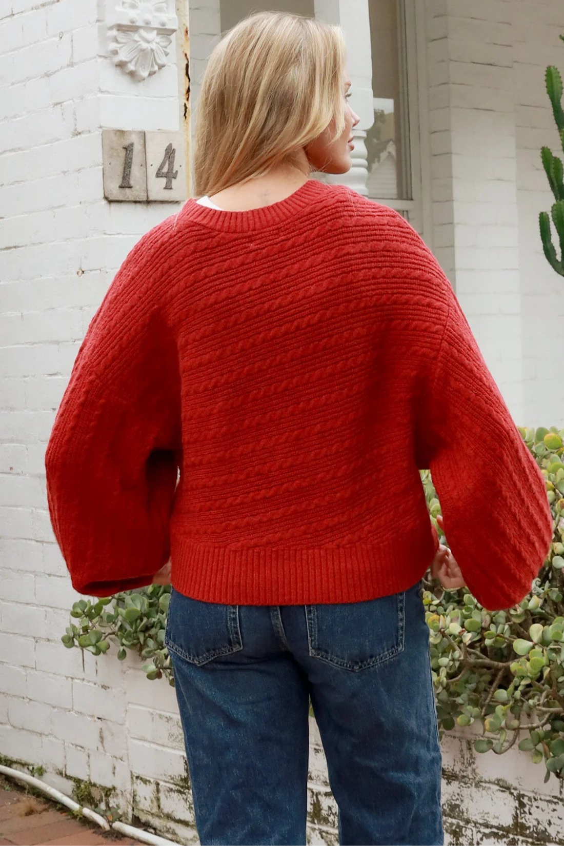  AVAMIA | LOTTIE KNIT | Bohemian Love Runway