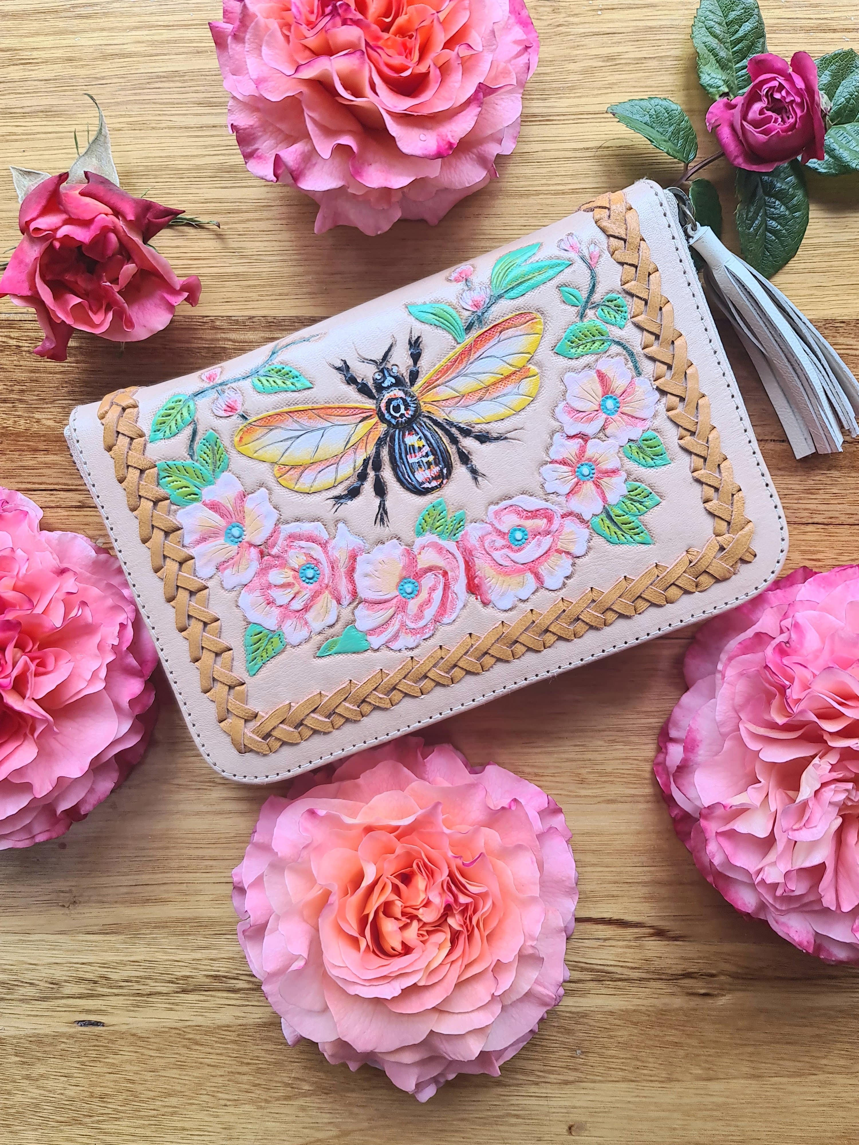 CELESTIAL GYPSY | BUMBLE BEE WALLET CREAM NATURAL | Bohemian Love Runway