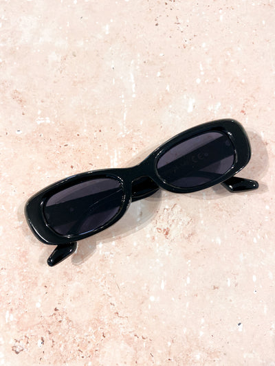 ANGELS WHISPER | RUBY RETRO OVAL FRAME SUNGLASSES BLACK | Bohemian Love Runway