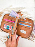  MAHIYA | FLORES WALLET | Bohemian Love Runway