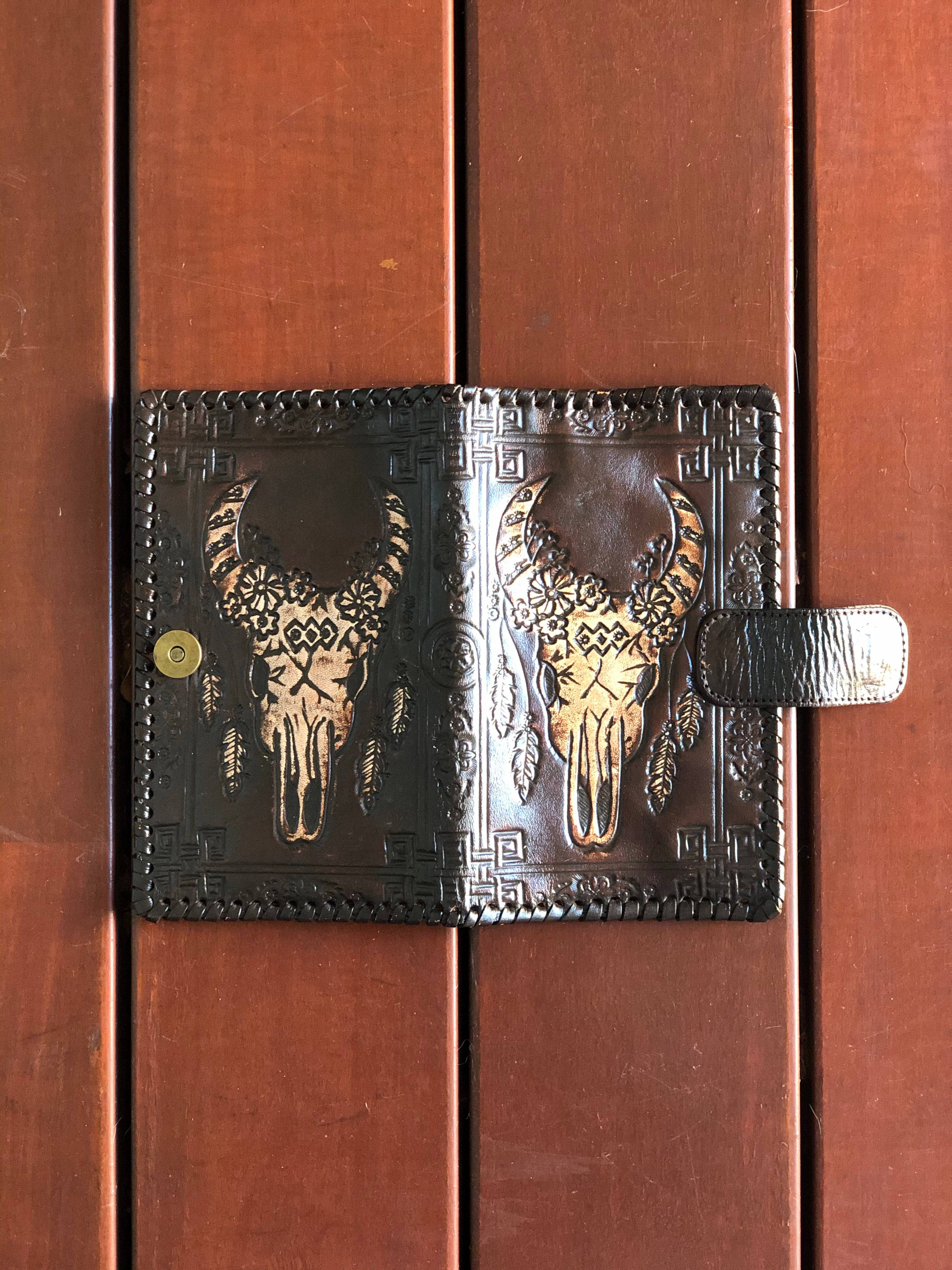  HOUSE OF SKYE | GYPSY TORO LEATHER WALLET | Bohemian Love Runway