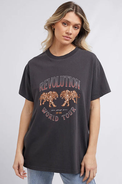 ALL ABOUT EVE | REVOLUTION TEE | Bohemian Love Runway