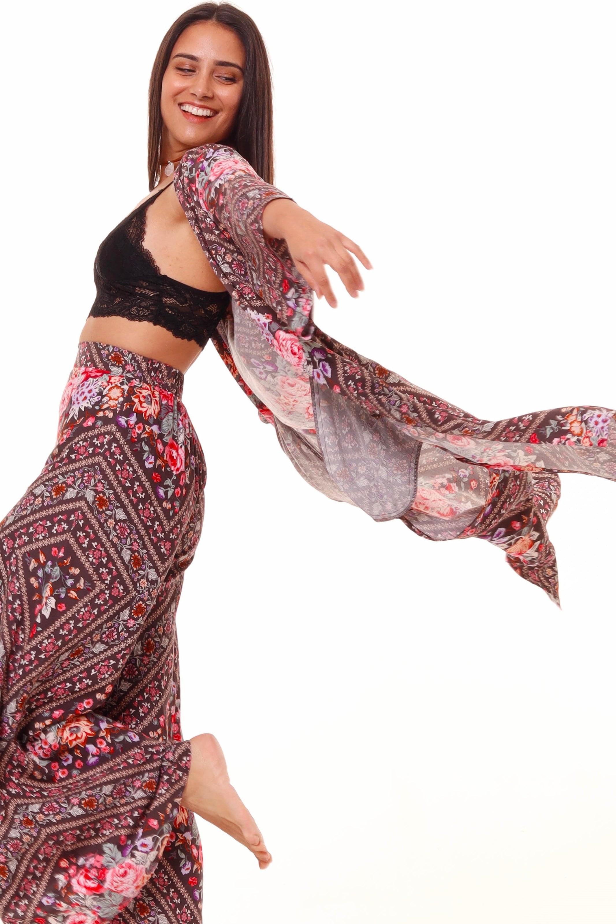  HONEY & STONE CO | BLACK DIAMOND TILLIE KIMONO | Bohemian Love Runway