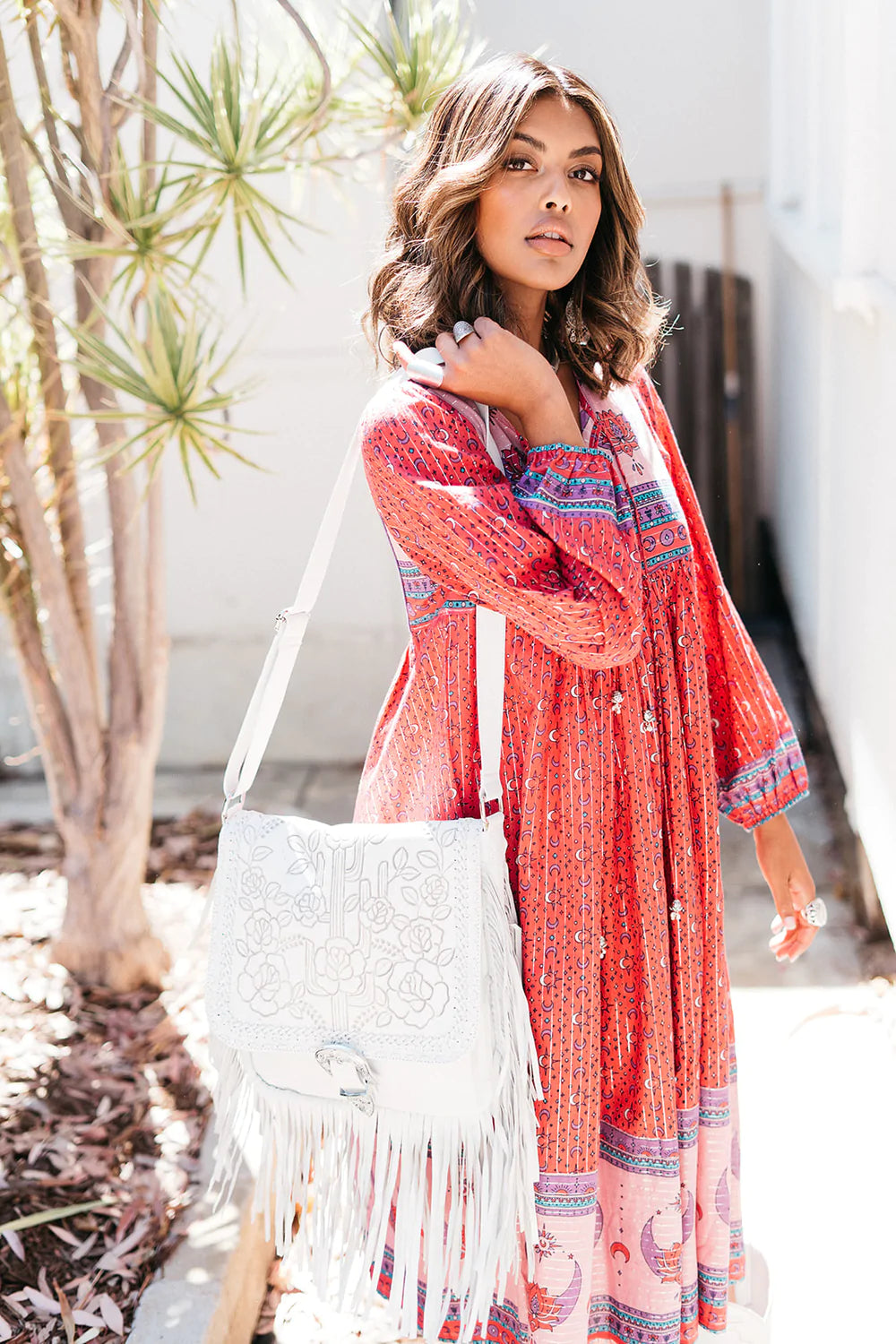 COSMIC LOVE FRINGE BAG VINTAGE WHITE | Bohemian Love Runway