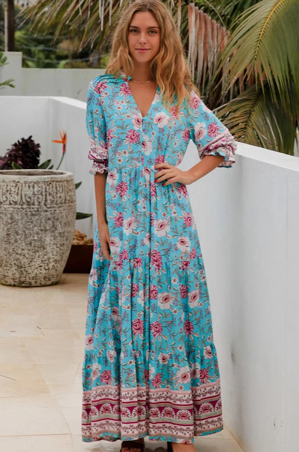 Pretty bohemia floral v neck store maxi dress