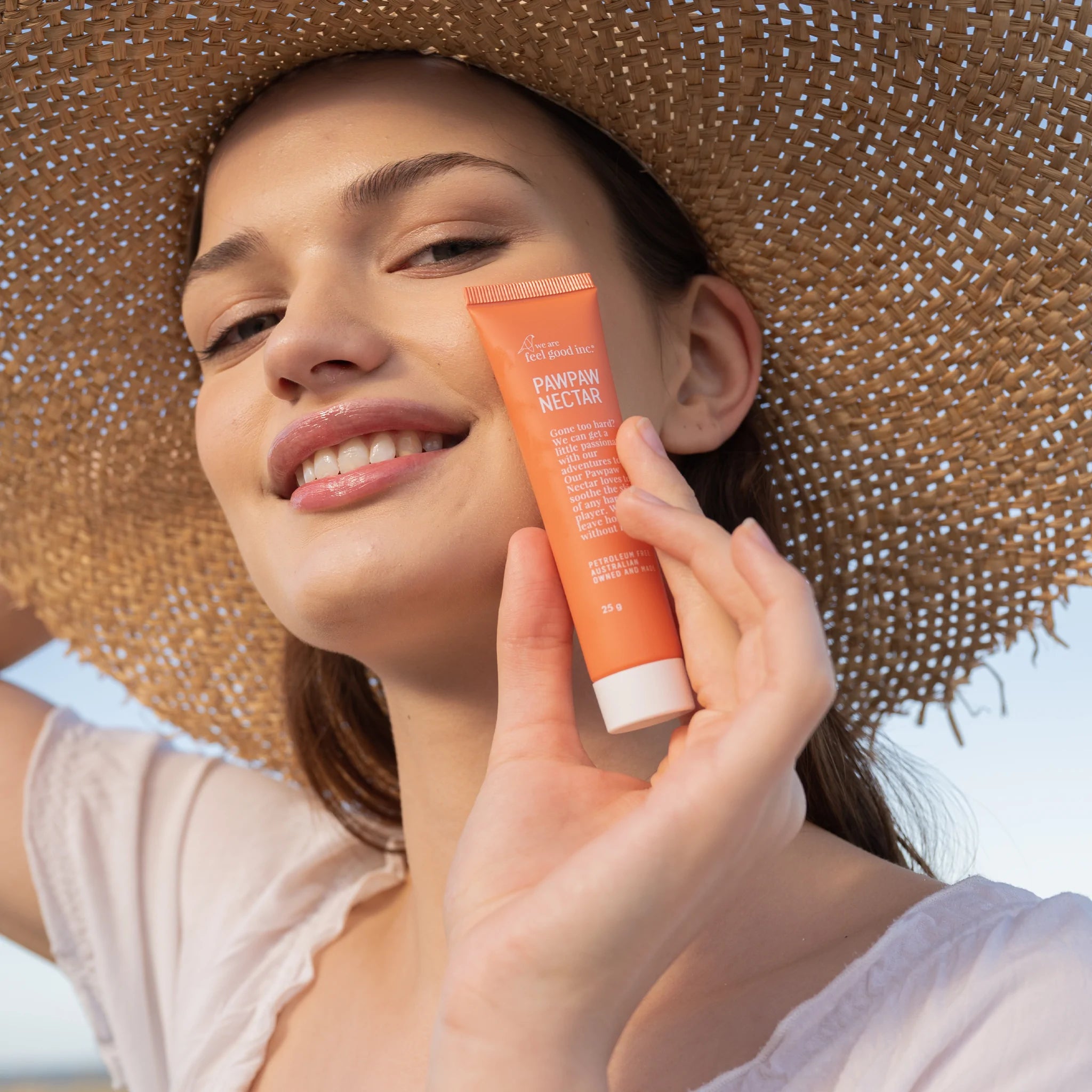  WE ARE FEEL GOOD INC | PAW PAW NECTAR | Bohemian Love Runway