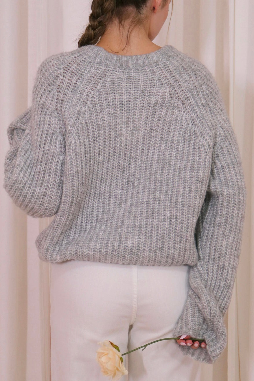  SLIDE SHOW | AZURE KNIT SWEATER GREY | Bohemian Love Runway