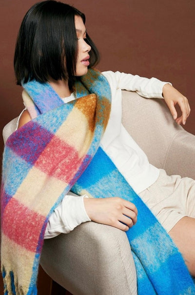 ANGELS WHISPER | ZURI CHECKERED FLUFFY SCARF | Bohemian Love Runway