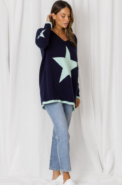 LOVE LILY THE LABEL | SASHA V NECK OVERSIZED CONTRAST STAR KNIT - INDIGO/BLUE LL | Bohemian Love Runway